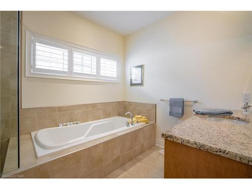 3458 Trillium Crescent Crescent, Ridgeway, ON - Indoor Photo Showing Bathroom