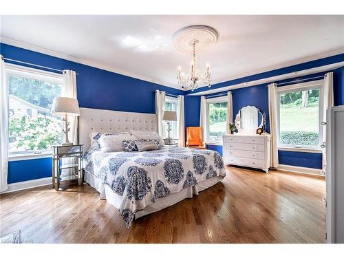 9 Shaldan Lane, Fonthill, ON - Indoor Photo Showing Bedroom