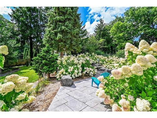 9 Shaldan Lane, Fonthill, ON - Outdoor