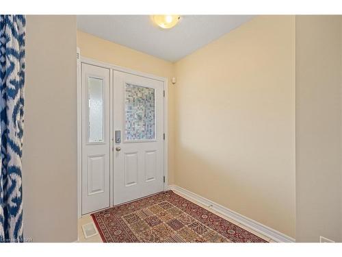 29 White Ash Road, Thorold, ON - Indoor Photo Showing Other Room