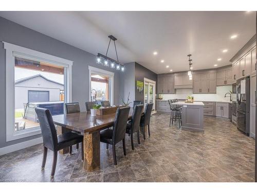 53214 Winger Road, Wainfleet, ON - Indoor Photo Showing Dining Room