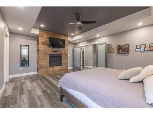 53214 Winger Road, Wainfleet, ON - Indoor Photo Showing Bedroom