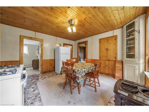 2148 3Rd Con Rd Road, Port Colborne, ON - Indoor Photo Showing Dining Room