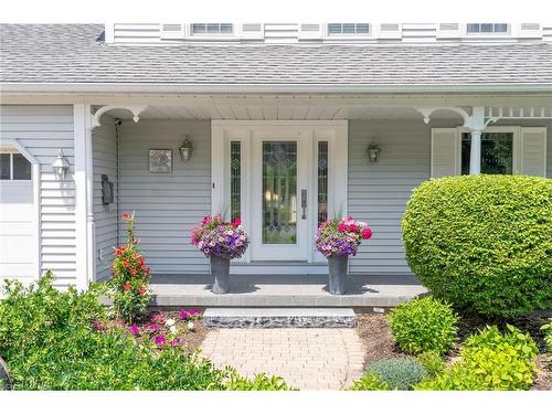 3593 Glen Elgin Drive, Jordan, ON - Outdoor With Deck Patio Veranda With Exterior