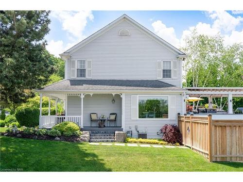 3593 Glen Elgin Drive, Jordan, ON - Outdoor With Deck Patio Veranda