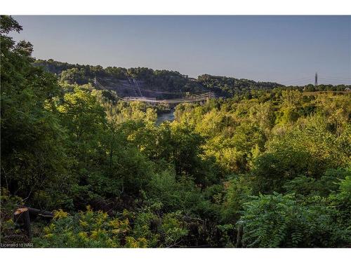 8 Janet Court, St. Catharines, ON - Outdoor With View