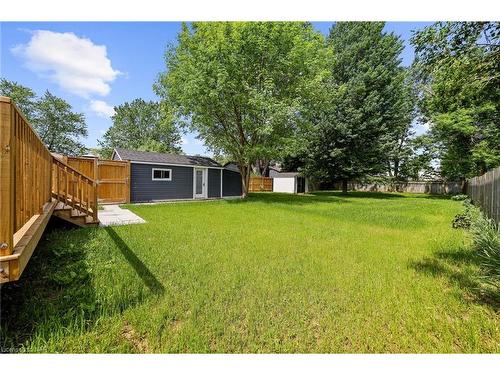 3967 Welland Street, Niagara Falls, ON - Outdoor With Backyard