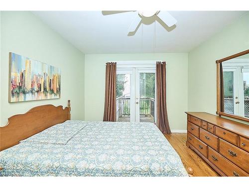 1439 Station Street, Fonthill, ON - Indoor Photo Showing Bedroom