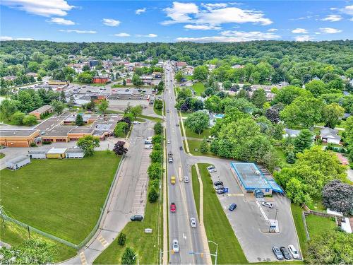 1439 Station Street, Fonthill, ON - Outdoor With View