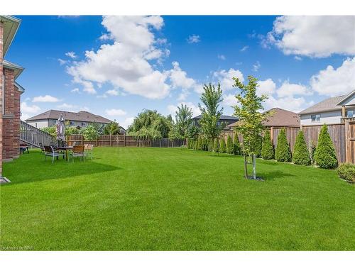 6367 Connor Crescent, Niagara Falls, ON - Outdoor With Backyard