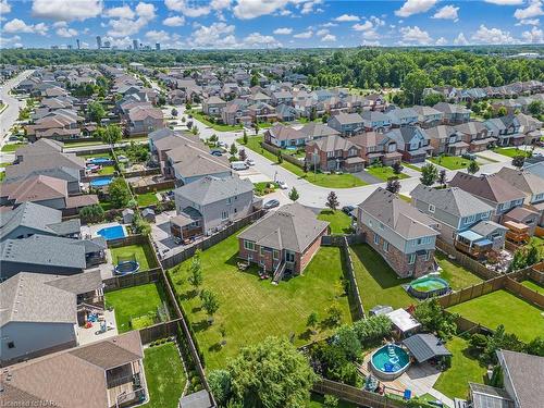 6367 Connor Crescent, Niagara Falls, ON - Outdoor With View