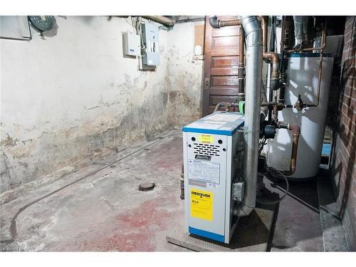 17 Elizabeth Street, Welland, ON - Indoor Photo Showing Basement