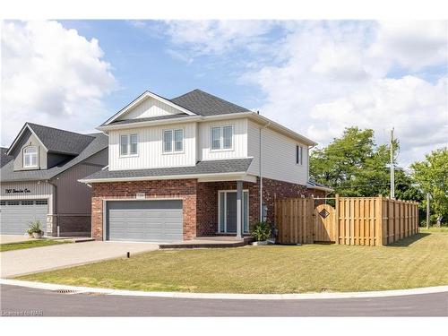 7299 Sherrilee Crescent, Niagara Falls, ON - Outdoor