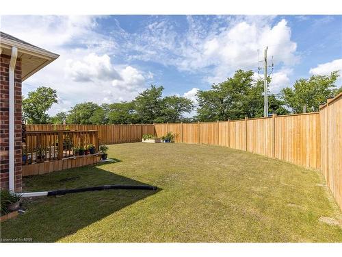 7299 Sherrilee Crescent, Niagara Falls, ON - Outdoor With Backyard