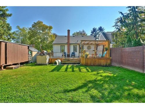 5737 Brookfield Avenue, Niagara Falls, ON - Outdoor With Deck Patio Veranda With Backyard