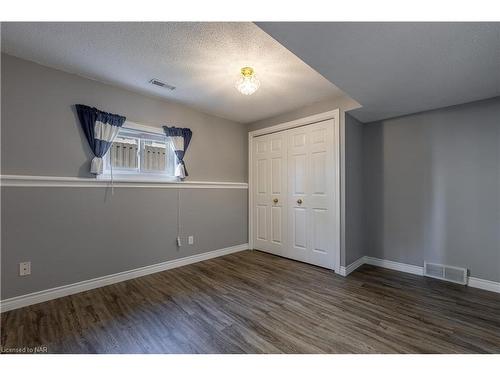 19 Wallace Avenue, Port Colborne, ON - Indoor Photo Showing Other Room