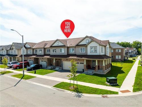 7711 Redbud Lane, Niagara Falls, ON - Outdoor With Facade