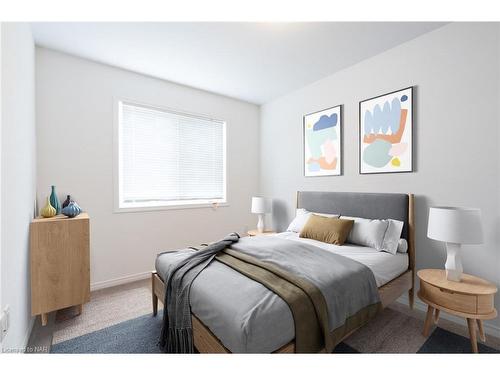 7711 Redbud Lane, Niagara Falls, ON - Indoor Photo Showing Bedroom