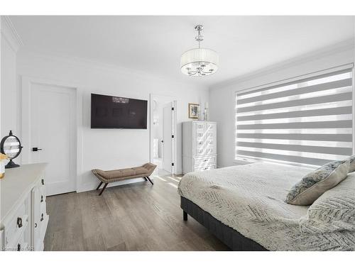 18 Four Mile Creek Road, Niagara-On-The-Lake, ON - Indoor Photo Showing Bedroom