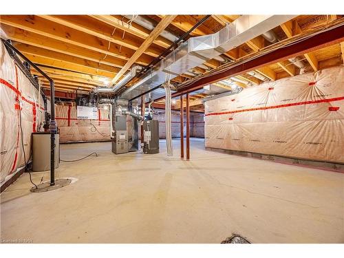 38-7333 Lionshead Avenue, Niagara Falls, ON - Indoor Photo Showing Basement