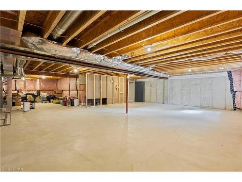 10-300 Richmond St Street, Thorold, ON - Indoor Photo Showing Basement