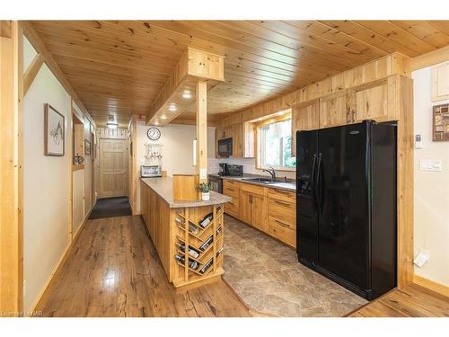 12264 Brawn Road, Wainfleet, ON - Indoor Photo Showing Kitchen