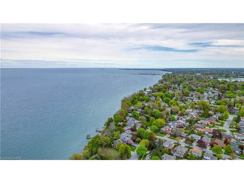 37 Cole Farm Boulevard, St. Catharines, ON - Outdoor With Body Of Water With View