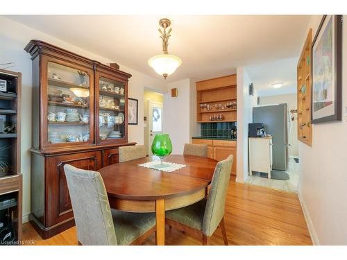 5 Claremount Circle, Welland, ON - Indoor Photo Showing Dining Room