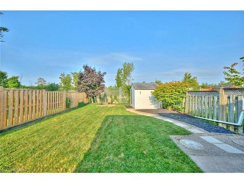 7635 Ronnie Crescent, Niagara Falls, ON - Outdoor With Backyard