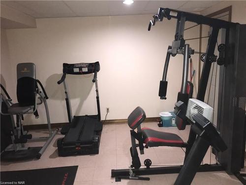 1193 Pettit Road, Fort Erie, ON - Indoor Photo Showing Gym Room