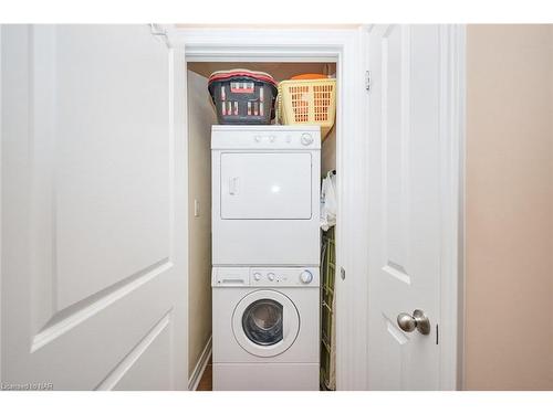 42 Chicory Crescent, St. Catharines, ON - Indoor Photo Showing Laundry Room