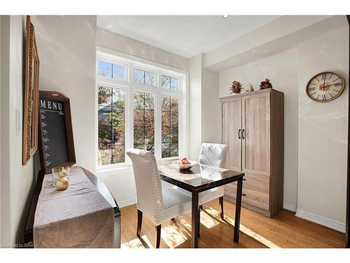 13 Hilts Court, St. Catharines, ON - Indoor Photo Showing Dining Room