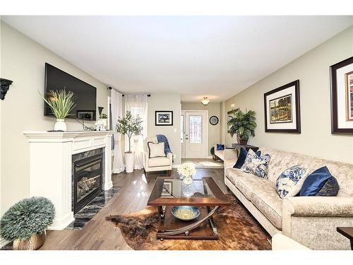 98 Cardinal Crescent, Welland, ON - Indoor Photo Showing Living Room With Fireplace