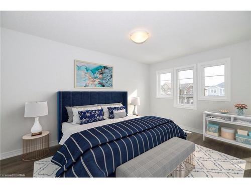 128 Sunflower Place, Welland, ON - Indoor Photo Showing Bedroom