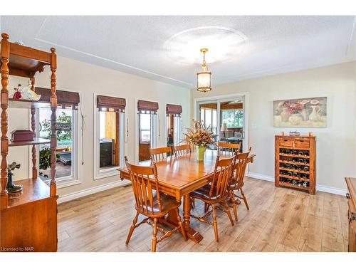 1198 Balfour Street Street, Fenwick, ON - Indoor Photo Showing Dining Room