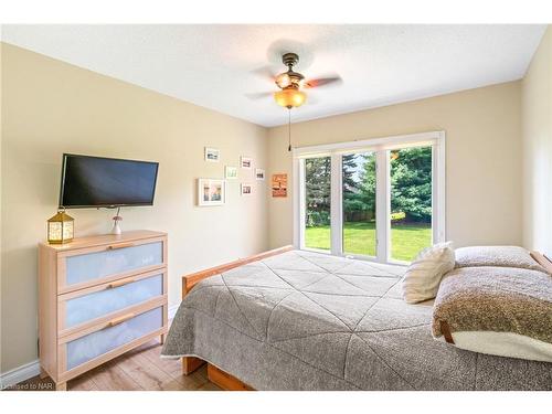 1198 Balfour Street Street, Fenwick, ON - Indoor Photo Showing Bedroom