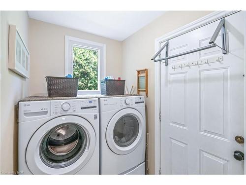 1198 Balfour Street Street, Fenwick, ON - Indoor Photo Showing Laundry Room