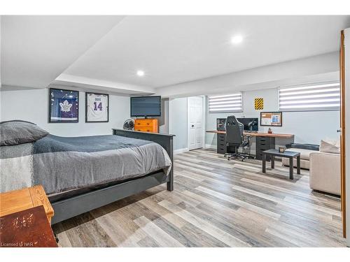 1198 Balfour Street Street, Fenwick, ON - Indoor Photo Showing Bedroom