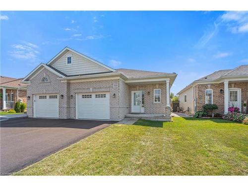 1033 Meadowood Street, Fort Erie, ON - Outdoor With Facade