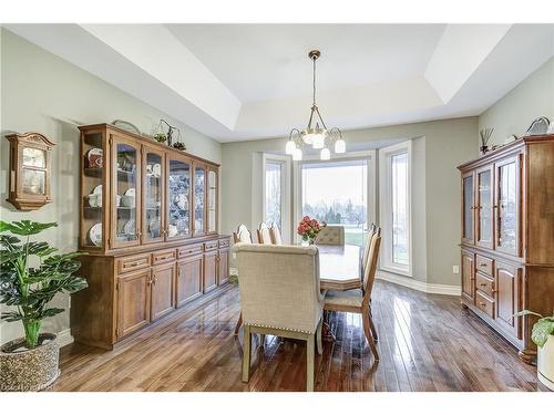 693 Line 3 Road, Niagara-On-The-Lake, ON - Indoor Photo Showing Dining Room