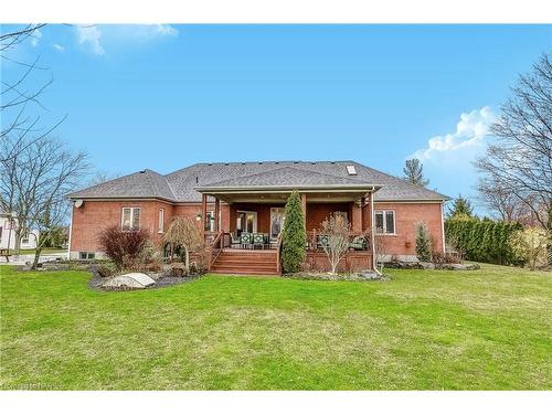 693 Line 3 Road, Niagara-On-The-Lake, ON - Outdoor With Deck Patio Veranda