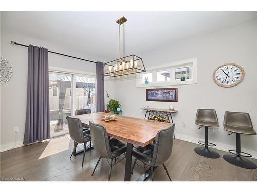 28 Venture Way, Thorold, ON - Indoor Photo Showing Dining Room