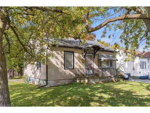 11 1/2 Willow Street, St. Catharines, ON - Outdoor