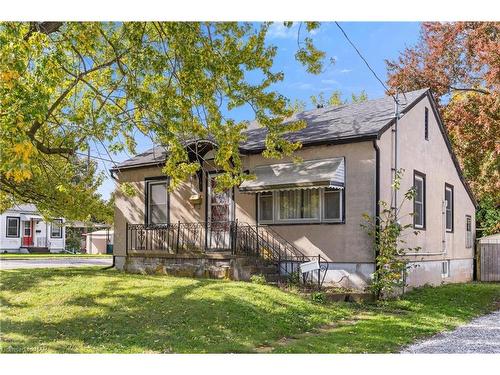 11 1/2 Willow Street, St. Catharines, ON - Outdoor