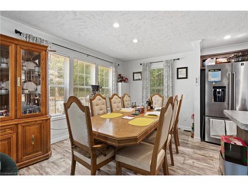 908 Netherby Road, Welland, ON - Indoor Photo Showing Dining Room