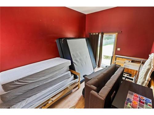 19 Christie Street, St. Catharines, ON - Indoor Photo Showing Other Room