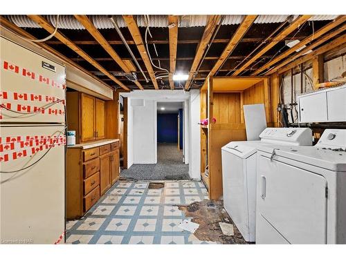 19 Christie Street, St. Catharines, ON - Indoor Photo Showing Basement