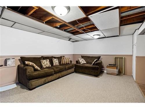 30 Black Knight Road, St. Catharines, ON - Indoor Photo Showing Basement