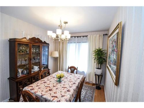 40-122 Bunting Road, St. Catharines, ON - Indoor Photo Showing Dining Room