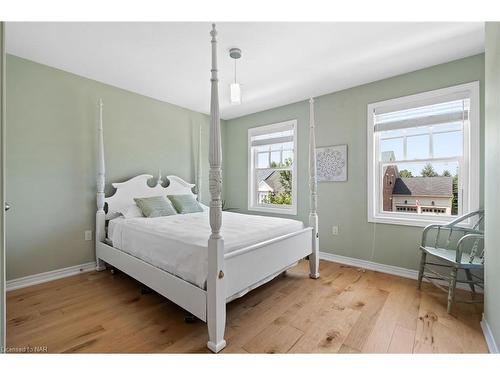 63 Brock Street Street, Niagara-On-The-Lake, ON - Indoor Photo Showing Bedroom